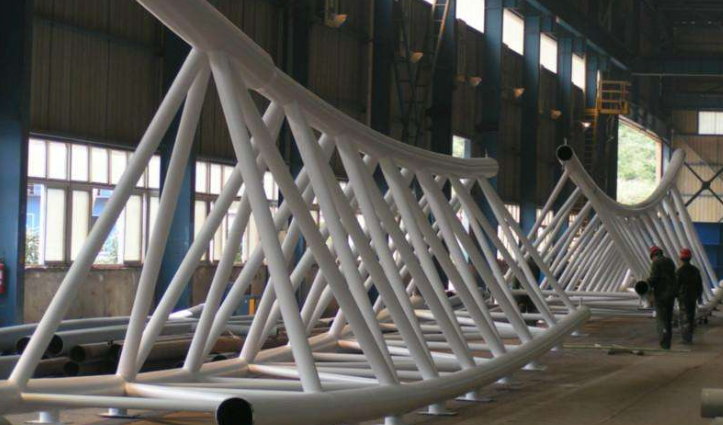 昌吉管廊钢结构与桁架结构的管道支架应该如何区分